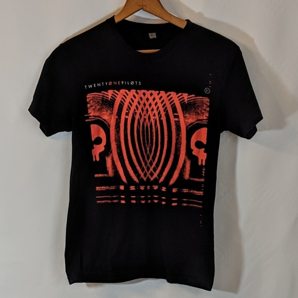 Tops - Twenty One Pilots Band T Shirt sz S Tops - Twenty One Pilots Band T Shirt sz S
